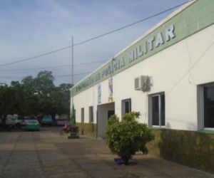 Mulher ateia fogo na própria casa com crianças dentro em Floriano