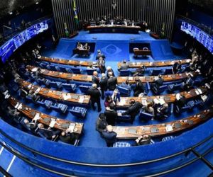 Plenário vota hoje suspensão do decreto das armas