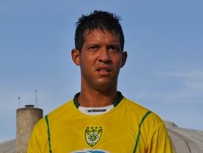 Raphael Freitas acerta valores e fecha com Enxuga Rato para Estadual 2014