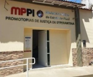Ex-alunos denunciam que foram lesionados por faculdade em cidade do Piauí
