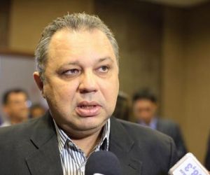 Secretaria de Saúde fará fiscalização para evitar fura-fila na entrega de 2º remessa da vacina