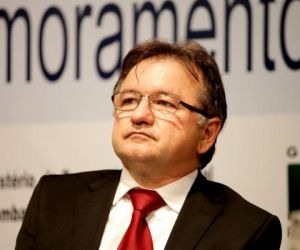 Comissão da Câmara Federal aprova projeto de Merlong Solano