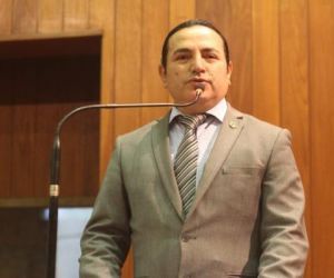Deputados parabenizam comerciários pelo seu dia