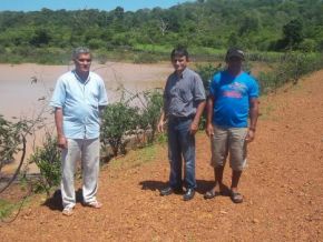 Secretário de Desenvolvimento Rural visita barragem na localidade Amolar