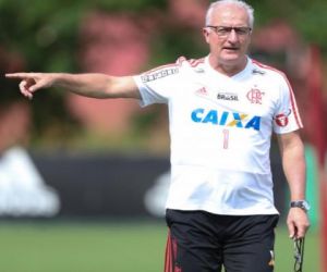 Em disputas opostas, Flamengo e Botafogo fazem clássico no Engenhão
