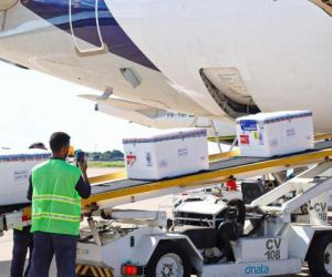 Piauí recebe primeiro lote com 21.250 doses da vacina da Janssen e mais unidades de Coronavac