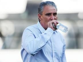Antes de poupar titulares, Tite promete seriedade no Brasileirão