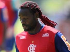 Flamengo faz trocas na Copa Libertadores