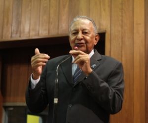 Dr. Pessoa pede ampliação do número de leitos do Hospital Infantil