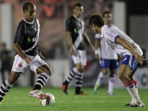 Vasco sucumbe ao nervosismo e perde para o Nacional