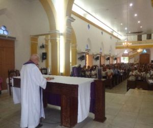 Paróquias de Floriano celebram a Quarta-feira de Cinzas