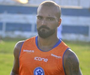 Fora da semi, Parnahyba desliga Bruno Rios do time: "Não estava rendendo"