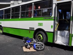 Dois acidentes tumultuam trânsito de Teresina