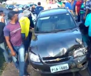 Casal tenta roubar carro de policiais e foge a pé depois de tiroteio no Piauí