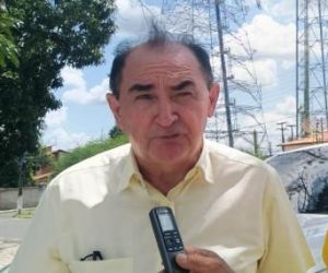 Prefeito Antônio Reis destaca investimentos na educação e mobilidade urbana em Floriano