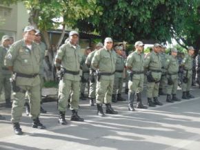 Polícia Militar realizou solenidade de formatura e entrega de medalhas honoríficas em Floriano