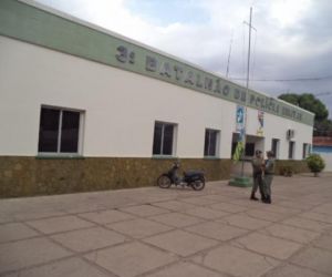 Motocicleta é furtada próximo a clube de festa em Floriano