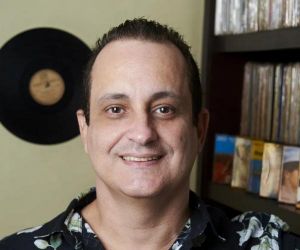 Rodrigo Faour historia diversidade da trilha sonora do Brasil em livro que vai até os anos 2020