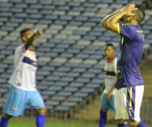 Com ansiedade e lentidão como vilãs, Picos lamenta empate contra Piauí