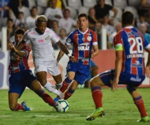 Santos vence Bahia em casa e segue confortável no G4