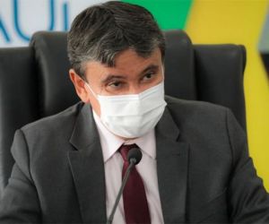 Governador diz que 2º dose não vai parar no Piauí e anuncia uso de 20 mil doses da reserva técnica