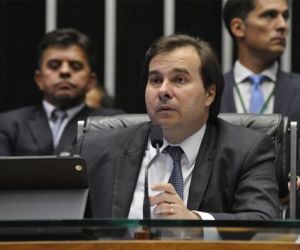 Plenário mantém na reforma possibilidade de pensão inferior ao salário mínimo