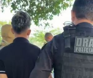 Suspeitos de ordenar crimes e punições por mensagens são alvos de operação no PI