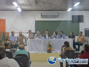Reunião define participação dos paredões de som no carnaval de Floriano