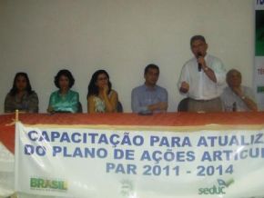 Floriano está sediando encontro para atualização do Plano de Ações Articuladas