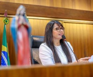 Sessão solene homenageia 50 anos da Renovação Carismática Católica