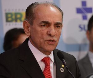 Marcelo Castro deve pedir exoneração do Ministério da Saúde