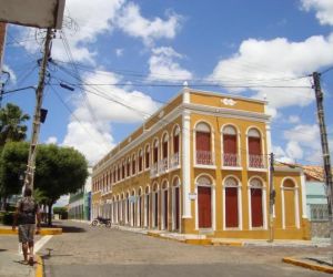 Prefeitura de Barbalha abre concurso para 143 vagas