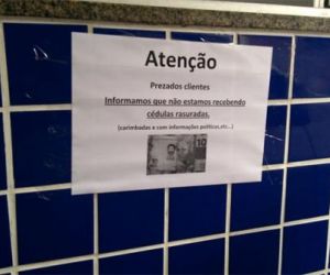 Em Teresina, posto proíbe nota com carimbo "Lula Livre"