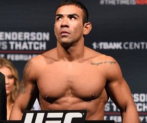 Brasileiro Michel Trator é o único atleta a não bater o peso no UFC Roterdã