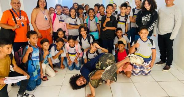 BiblioSesc promove oficinas culturais e mobiliza mais de 130 estudantes no litoral piauiense