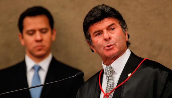 Fux vê espaço para STF avaliar episódio de vídeo enviado por Bolsonaro