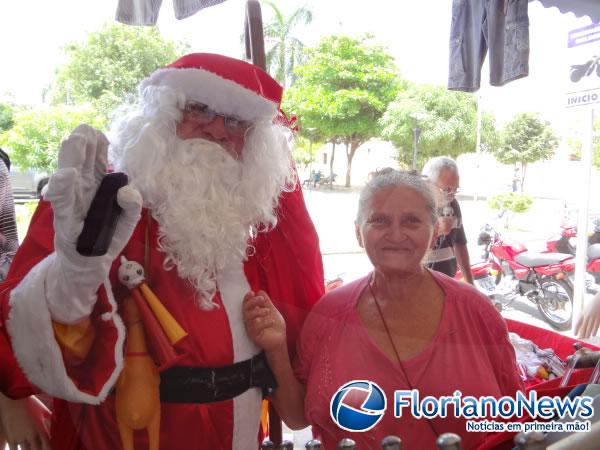 Consumidores aproveitaram o sald&atilde;o de Natal na loja Lar Paraty.(Imagem:FlorianoNews)