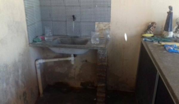 Condi&ccedil;&otilde;es da casa onde atletas moraram eram reclamadas.(Imagem:GloboEsporte.com)
