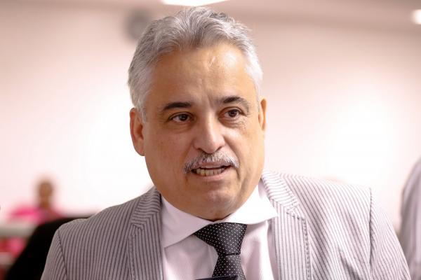 Robert diz que Wellington não acredita na campanha de Amadeu