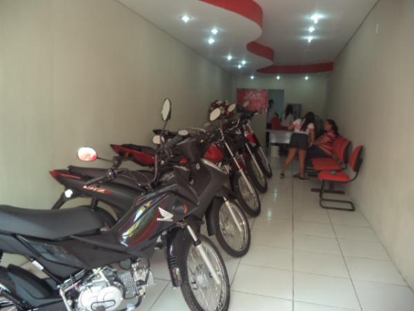 Lusian Motos é inaugurada em Floriano