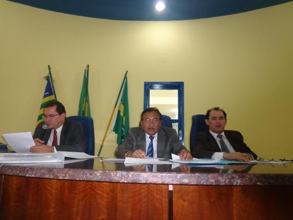 C&acirc;mara Municipal aprova requerimentos nesta sexta-feira.(Imagem:FlorianoNews)