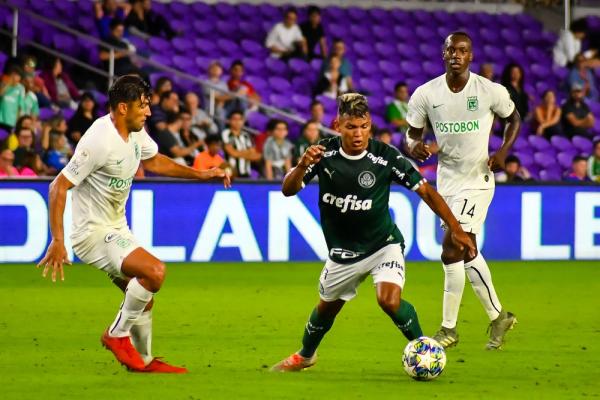 Gabriel Veron foi a campo no segundo tempo contra o Atl&eacute;tico Nacional(Imagem:GLEDSTON TAVARES/FRAMEPHOTO/ESTAD&Atilde;O CONTE&Uacute;DO)