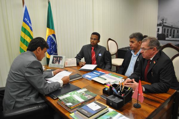 Prefeitos do Piau&iacute; querem mais obras para o povo.(Imagem:Divulga&ccedil;&atilde;o)