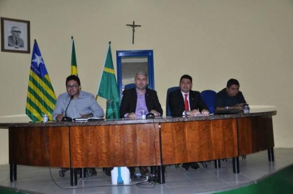 Audiência pública discute o reenquadramento dos servidores municipais