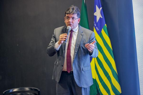 Rafael Fonteles avalia gest&atilde;o e metas; 73% dos compromissos foram cumpridos e meta &eacute; chegar aos 90% em 2025(Imagem:Gabriel Paulino)