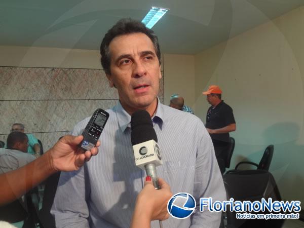 Prefeito Gilberto J&uacute;nior(Imagem:FlorianoNews)