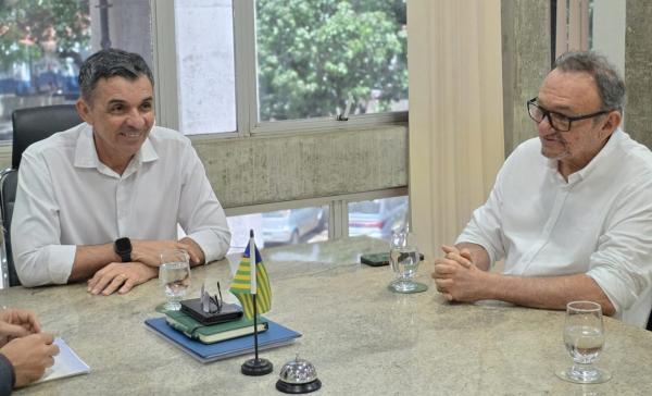 Arnaldo Brito, pró-reitor de Ensino de Graduação da Uespi.(Imagem:Vitor Gaspar/ Uespi)