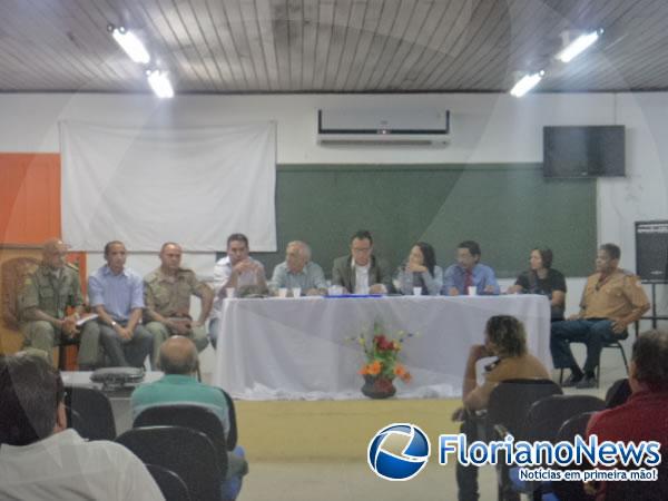 Reunião define participação dos paredões de som no carnaval de Floriano.(Imagem:FlorianoNews)