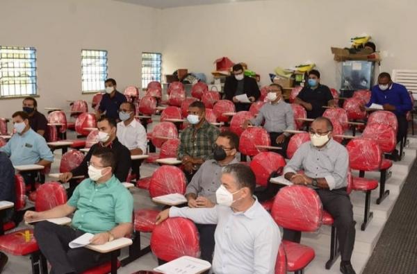 Covid-19: Governo de Floriano se reúne com líderes religiosos