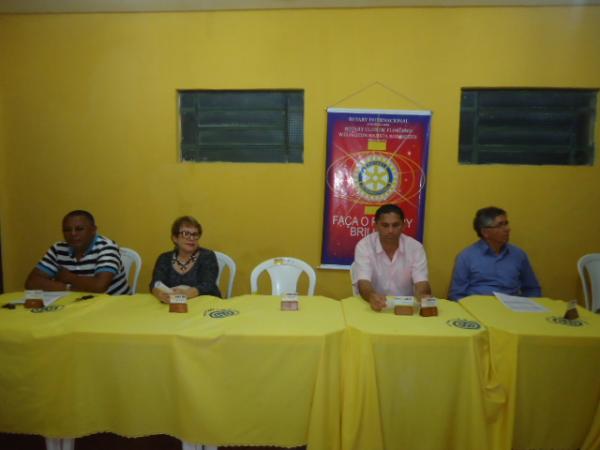 Rotary Clube de Floriano debate estrat&eacute;gias de trabalho para 2016.(Imagem:FlorianoNews)
